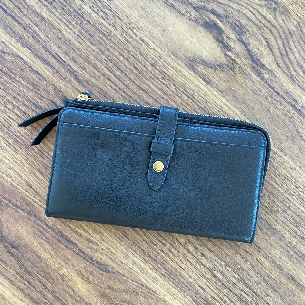 Fossil | Black Leather Wallet